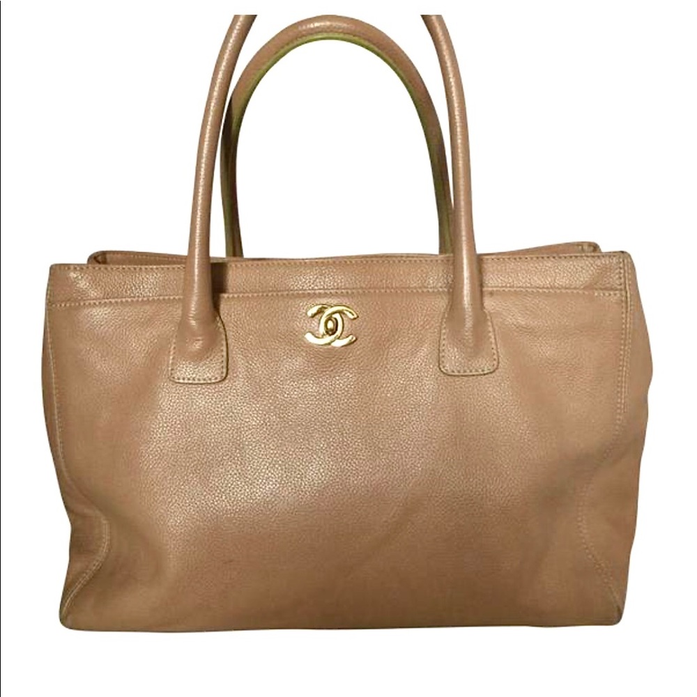 ❌SOLD❌Authentic CHANEL Executive Cert Tote